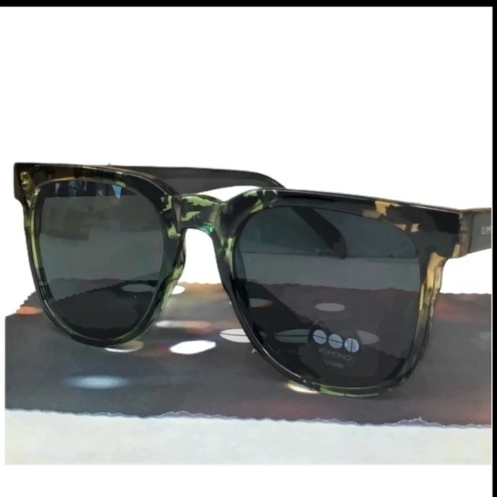 Komono sunglasses riviera palms NEW green